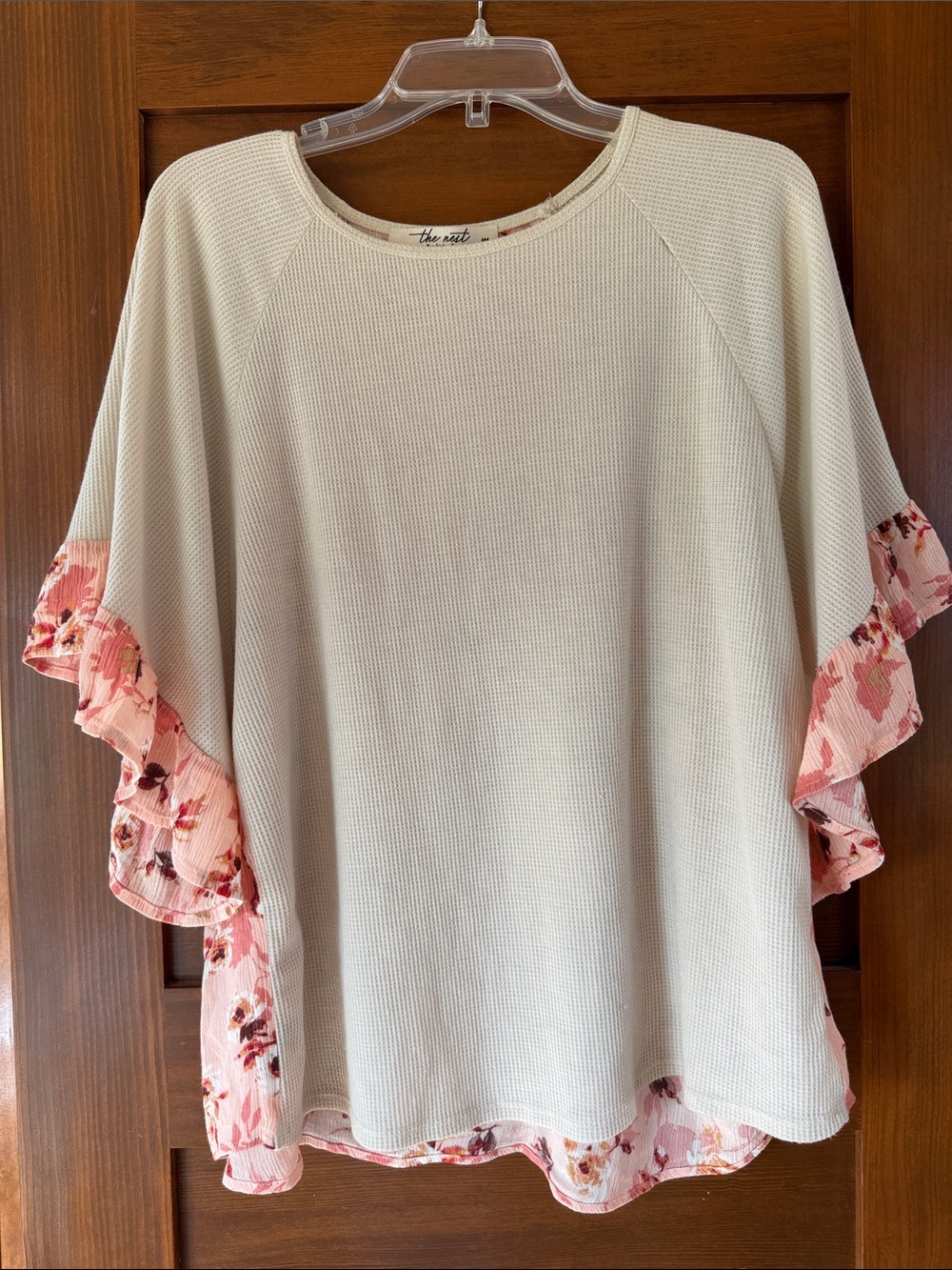Three birds Nest floral top Medium